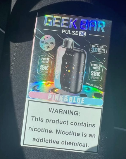 Explorando el Mundo del Vapeo con Geek Bar: Innovación y Sabor en Cada Inhalación